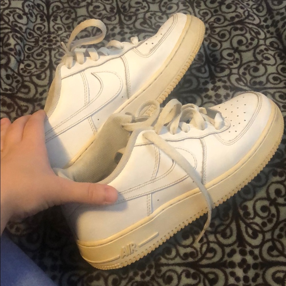 beater air force ones